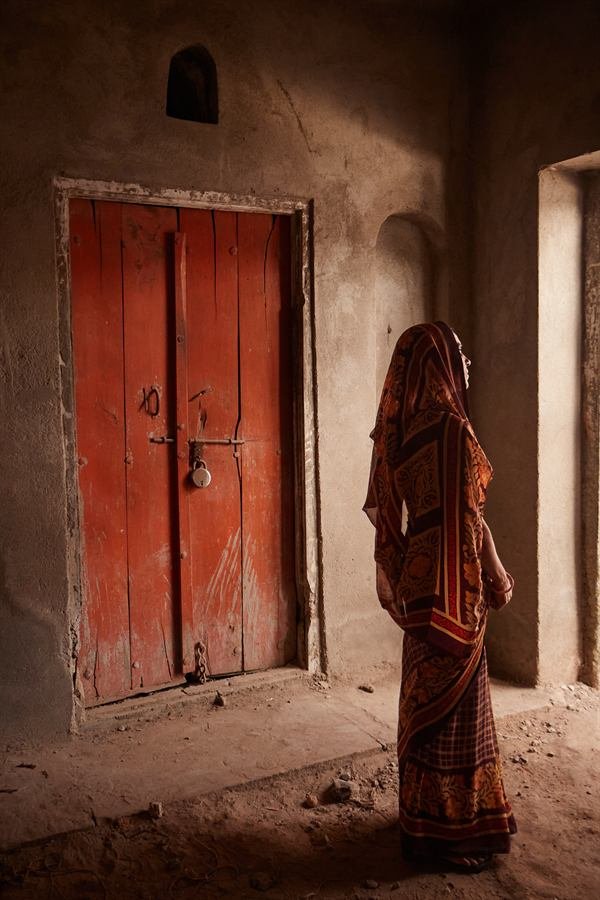 Stilte, uit India, Tussen rust en chaos