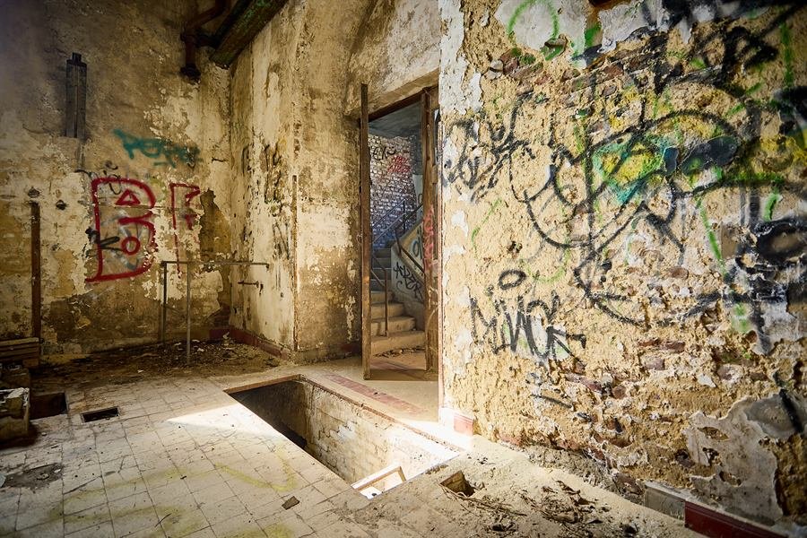 Urbex, uit Urbex