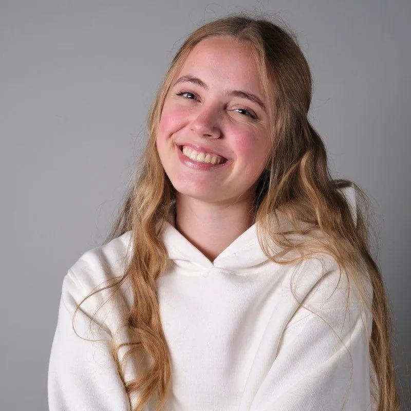 Portret van fotografe Jessie Logtens
